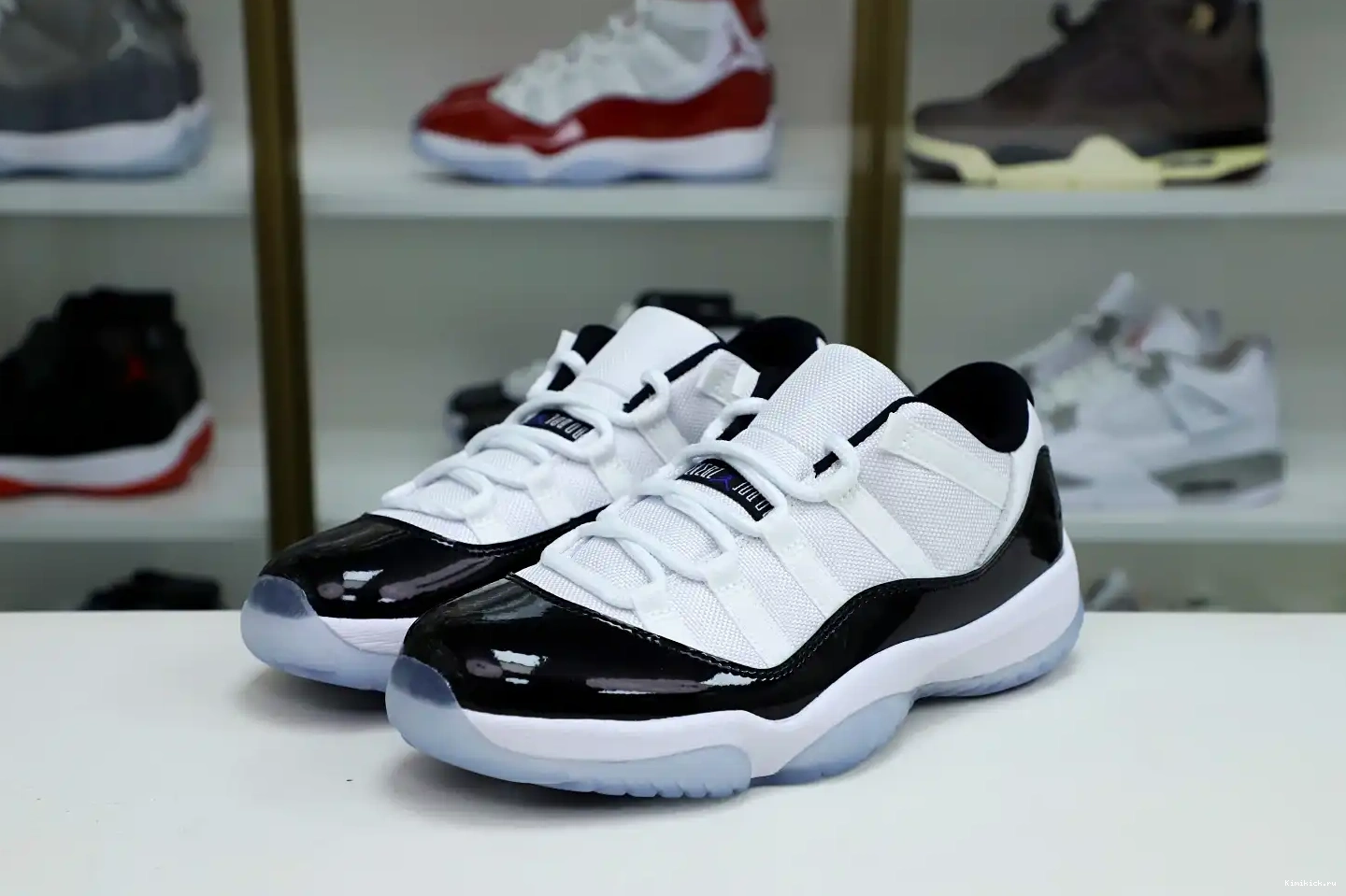 RETRO CONCORD 11 LOW JORDAN Kimikick AIR 0530